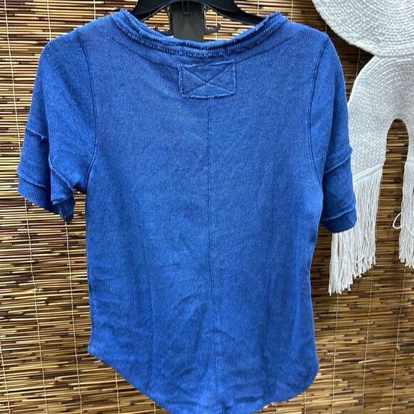 Free People on the Run Cotton Blend Henley in Delft at Nordstrom, Size Large - Picture 3 of 3